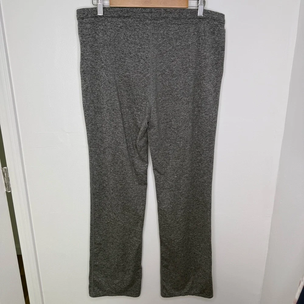 VUORI Heather Gray Halo Essential Wide Leg Dream Knit Pants - Picture 5 of 6